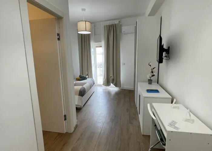 Mama Bed & Breakfast Agira