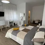 Alojamento de Acomodação e Pequeno-almoço Mamà 3*